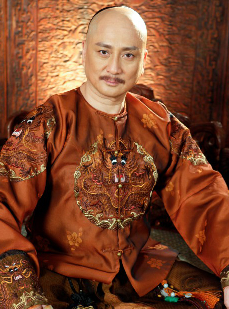 湯鎮業(yè)