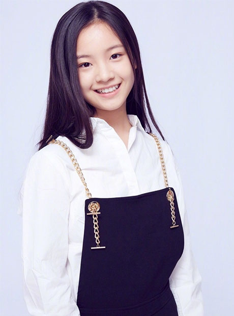 李庚希圖片
